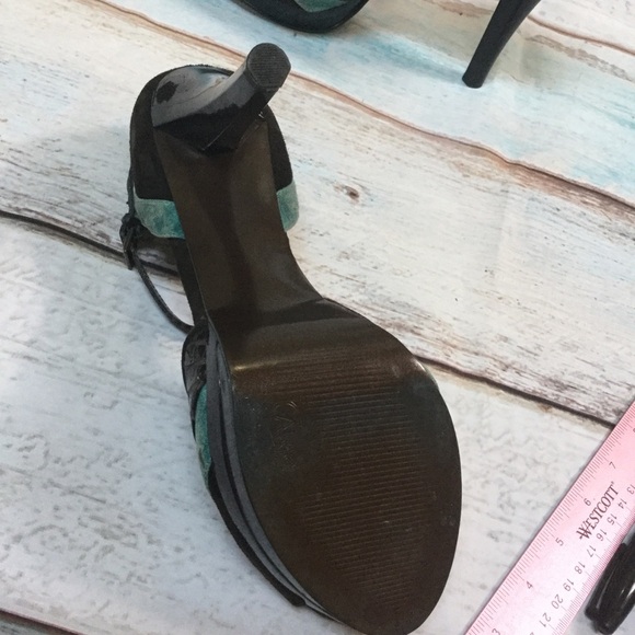 Carlos Santana Heels - Picture 7 of 8